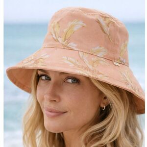 Kooringal Peach Tropical Floral Bucket Hat 58cm Wide Brim Summer Beach Sun Hat